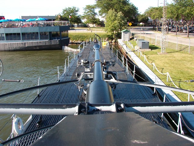 FD2004UssCod_049.JPG
