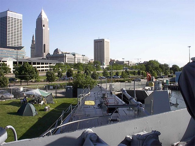 FD2004UssCod_091.JPG
