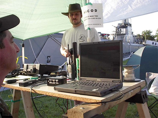 FD2004UssCod_096.JPG