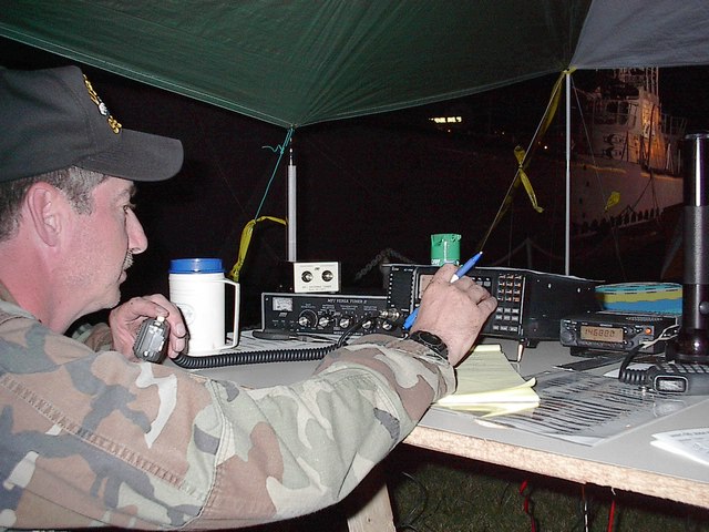 FD2004UssCod_110.JPG