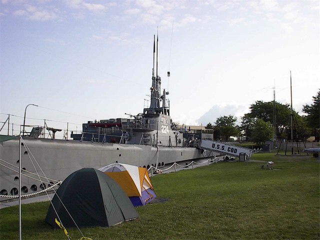 FD2004UssCod_115.JPG