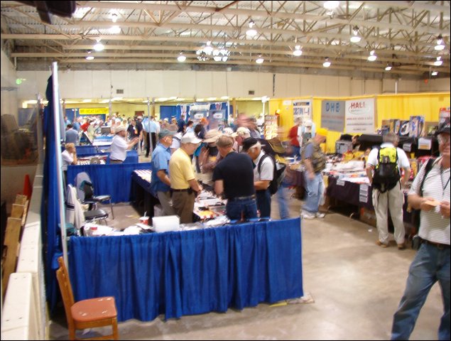 DaytonHamvention2005_046.JPG