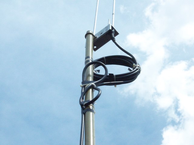 KA8VIT_JPOLE_20090801_35.JPG