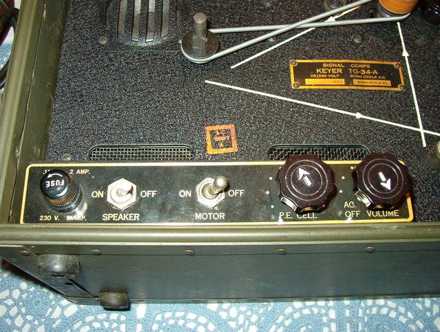 TG34A_Military_Keyer_10.JPG